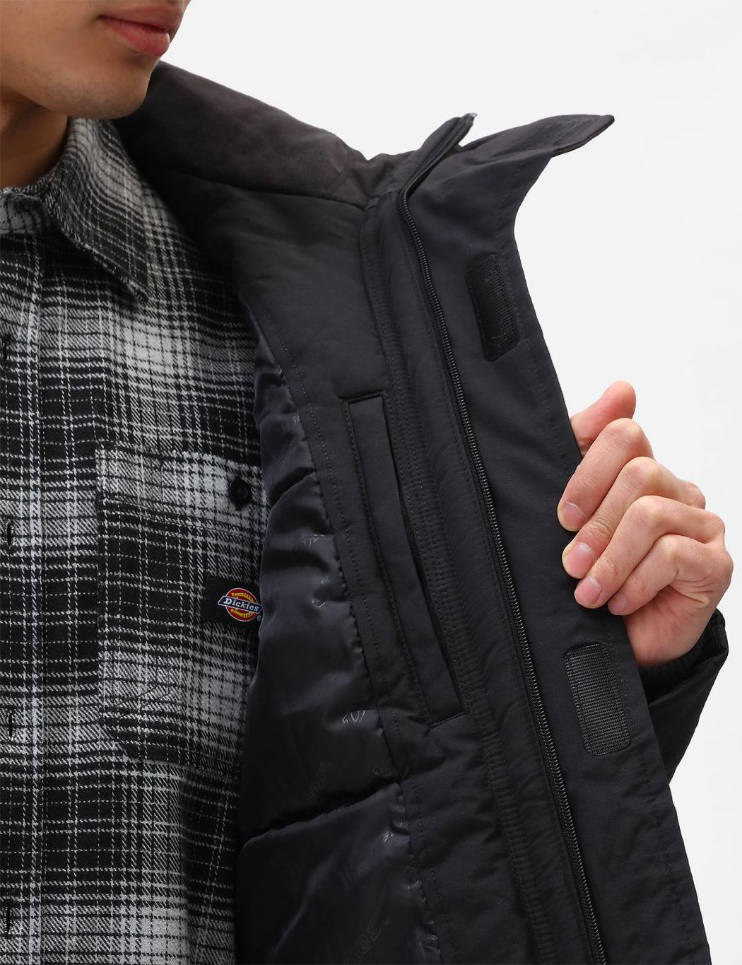 Glacier View Jacket - Black