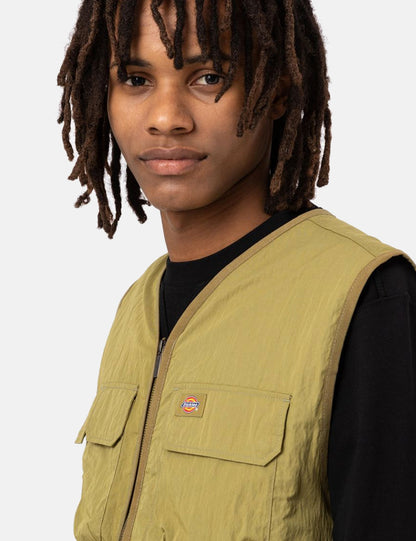 Pacific Vest - Green Moss
