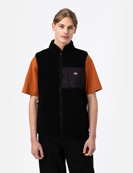 Red Chute Fleece Vest - Black