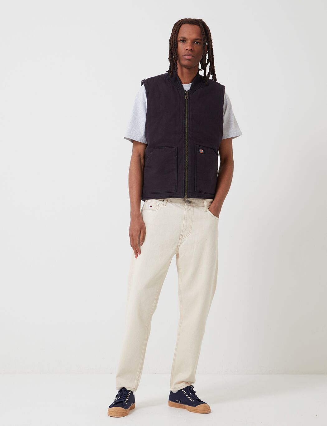 Lawrenceburg Vest - Black