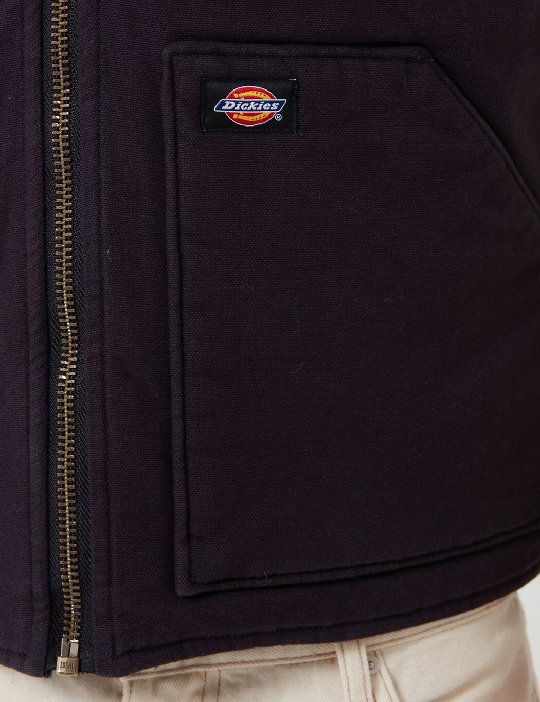 Lawrenceburg Vest - Black